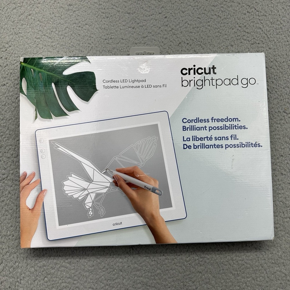 Cricut 2007466 Indigo BrightPad Go Cordless Illuminating Pad CLP70003 BPG051021